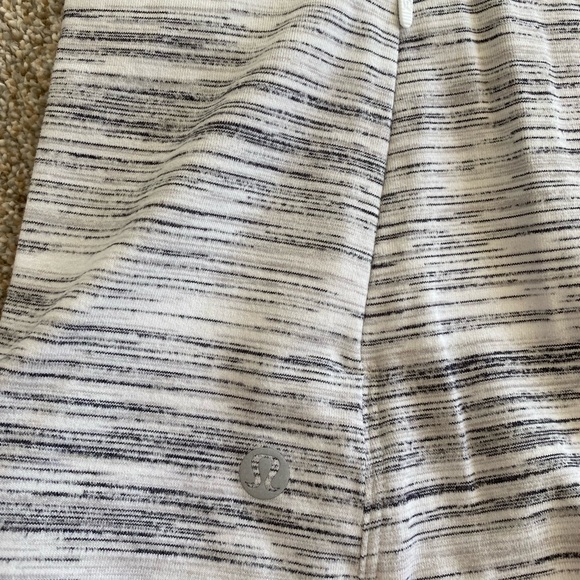 Lululemon Outrun the Elements Long Sleeve - Picture 14 of 14